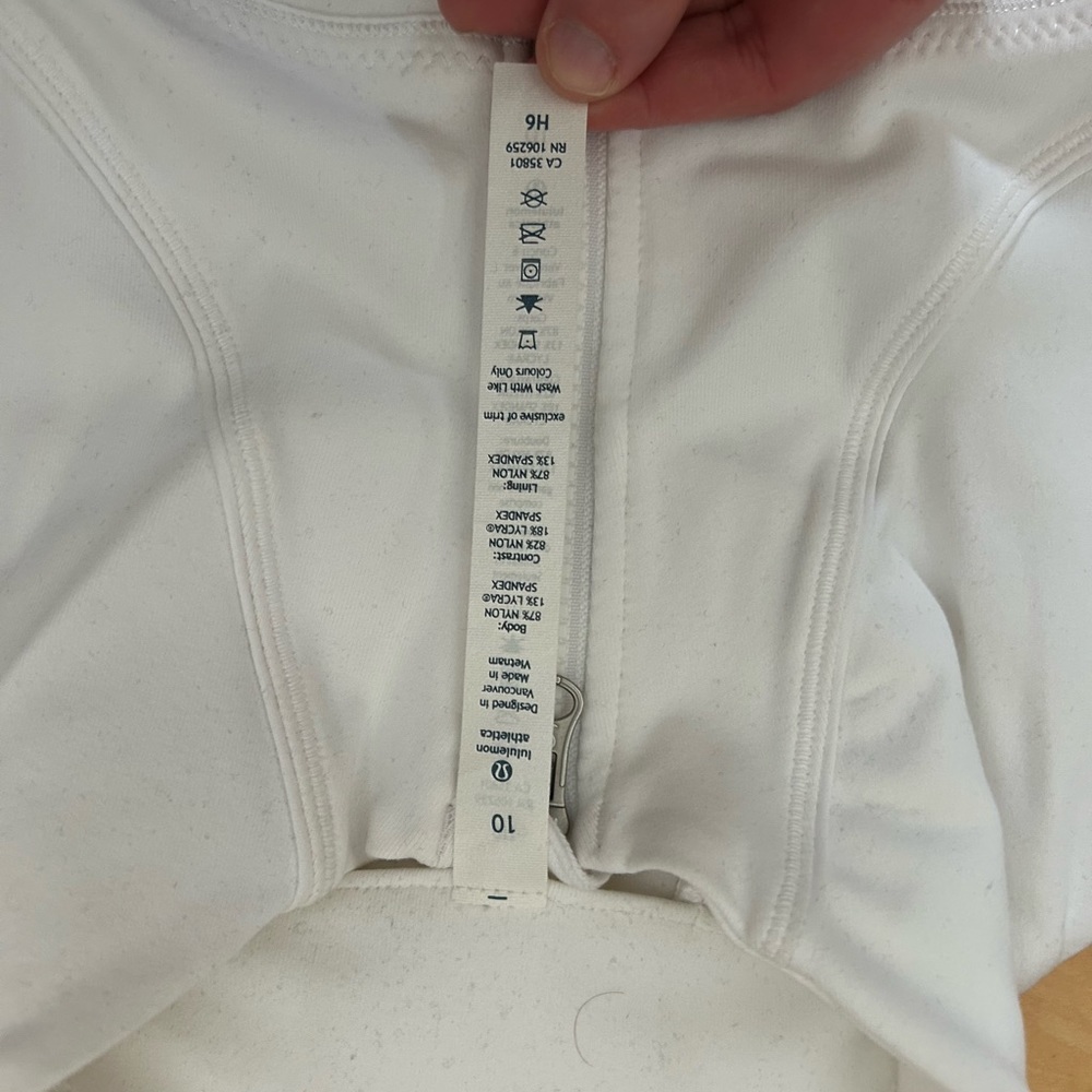 Lululemon Define Jacket - Picture 4 of 5
